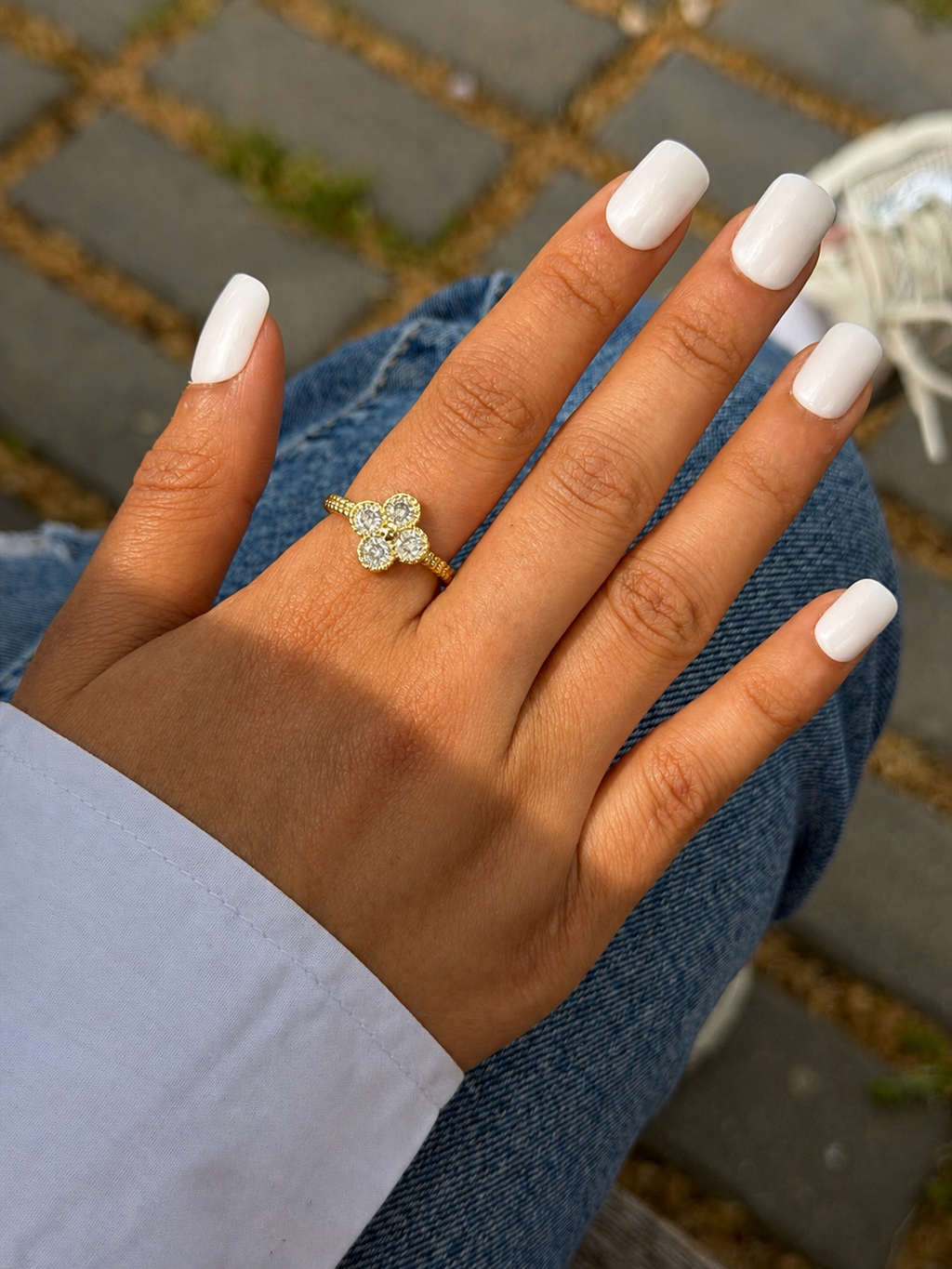 Anillo Flor Brillo